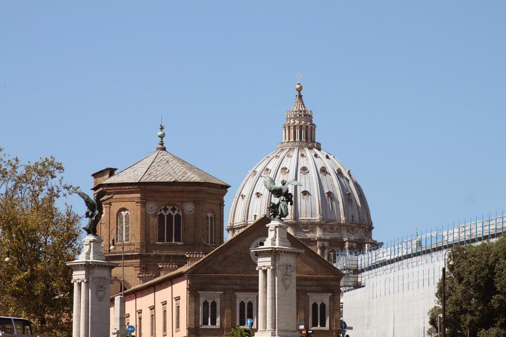 Raphael Rooms Rome Bagian luar foto